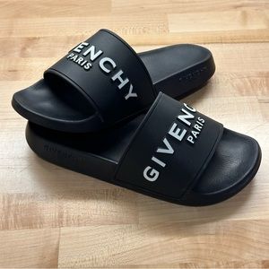 Givenchy black pool slides 39